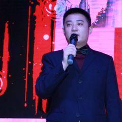 主持人秦天的个人资料,才华横溢的主持人，魅力四射的舞台之星